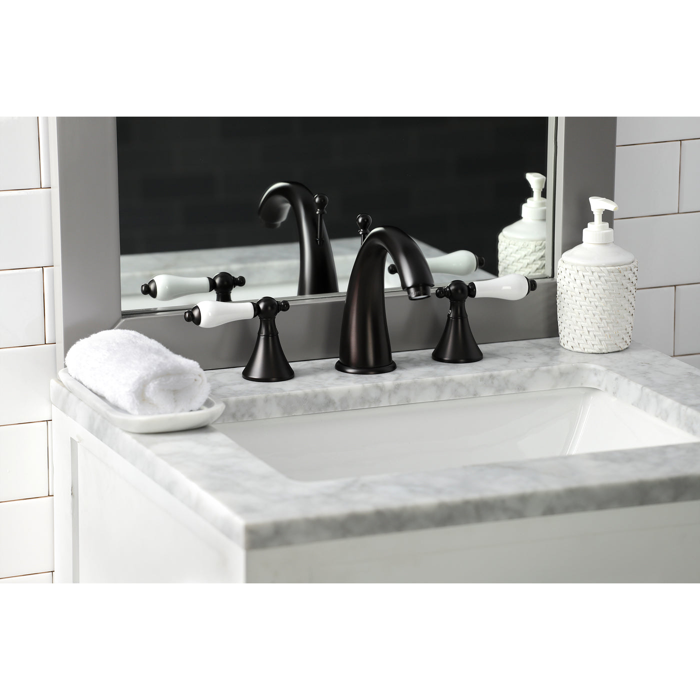 Elements of Design ES2975PL Widespread Bathroom Faucet with Brass Pop-Up, Oil Rubbed Bronze