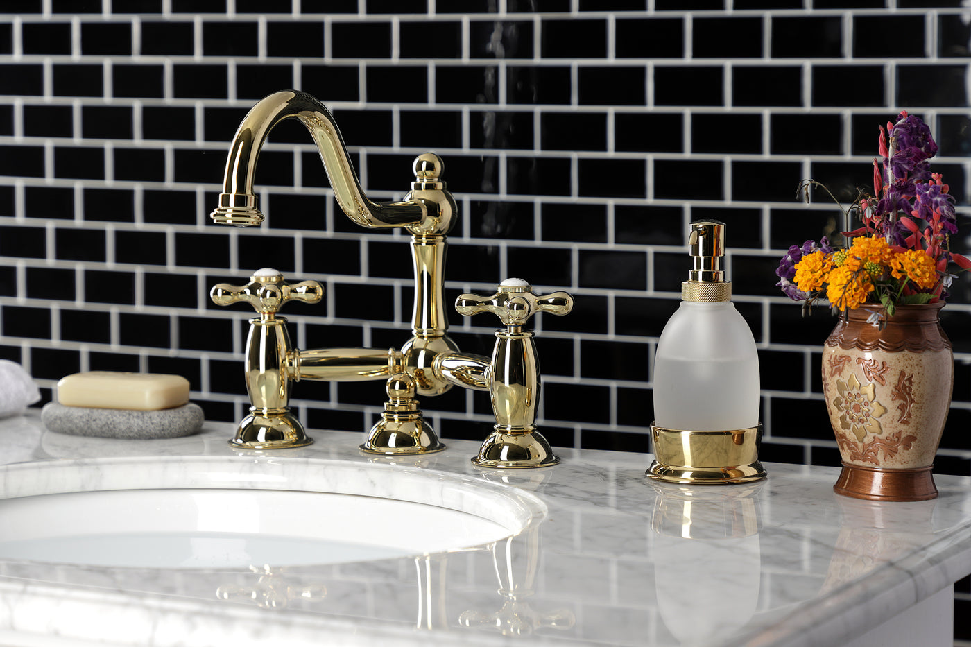 Elements of Design ES3912AX Bridge Bathroom Faucet, Polished Brass
