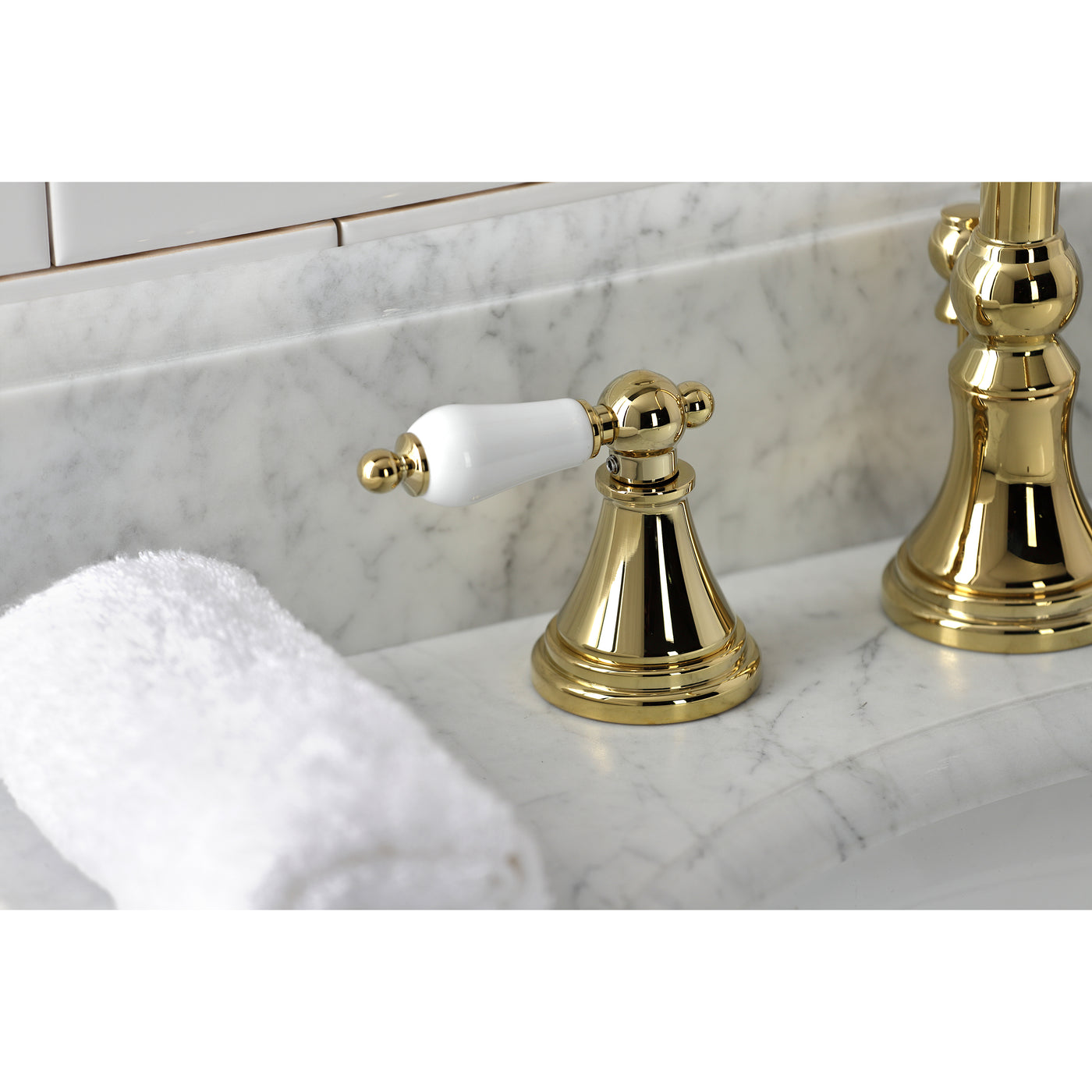 Elements of Design ES2982PL Widespread Bathroom Faucet, Polished Brass
