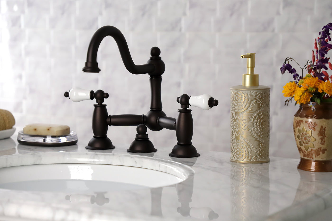Elements of Design ES3915PL Bridge Bathroom Faucet, Oil Rubbed Bronze
